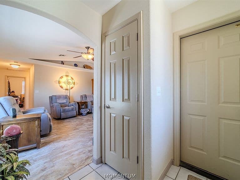 3479 Florence Avenue photo 3