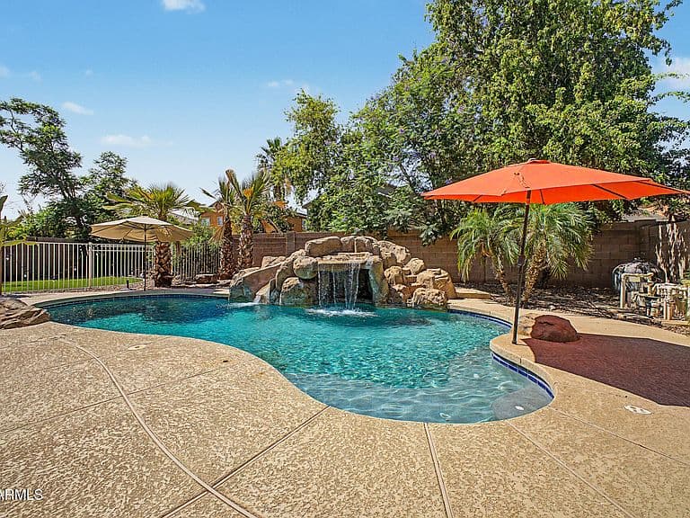 14350 W CHOLLA Street photo 1