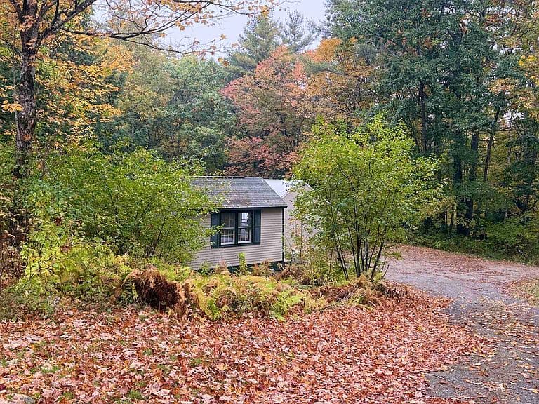 889 Jaffrey Road photo 4