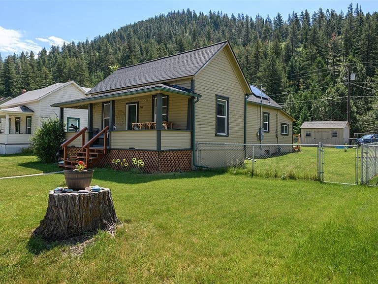 9461 Highway 200 E photo 3