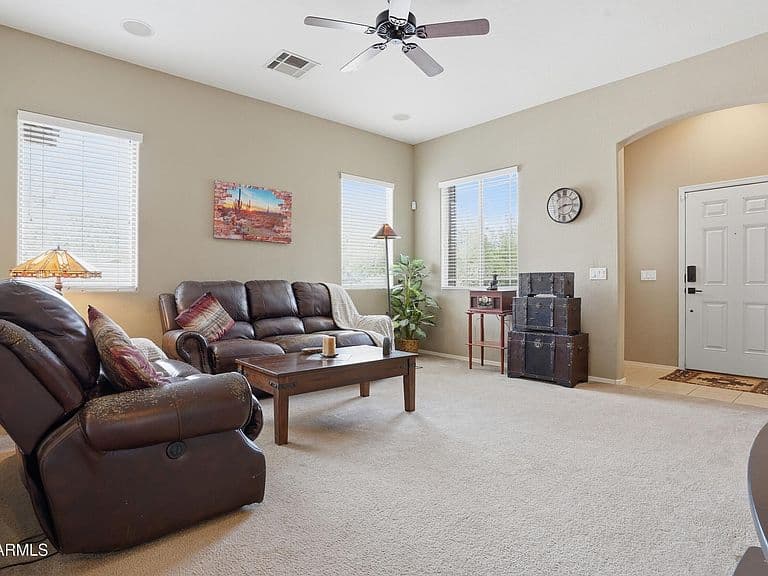 21372 N KLOCK Court photo 5