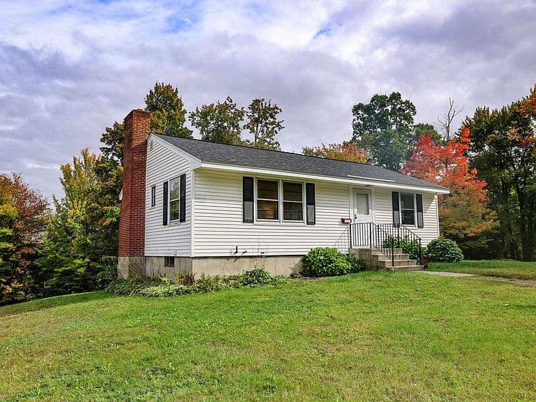 127 Beard Road photo 1