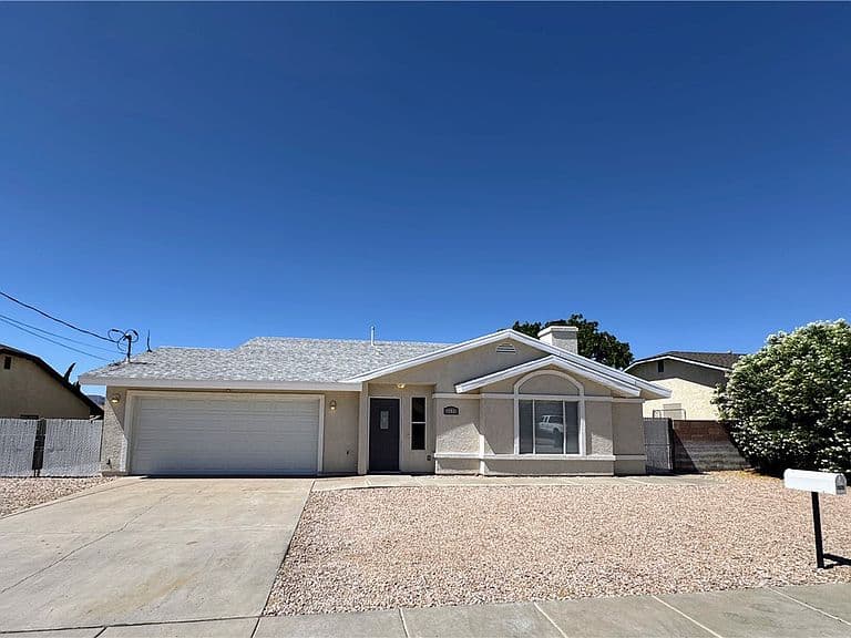2635 Emerson Avenue photo 1