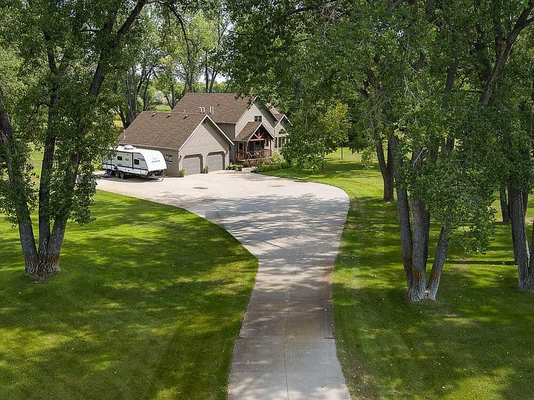 3201 Tavis Rd photo 1