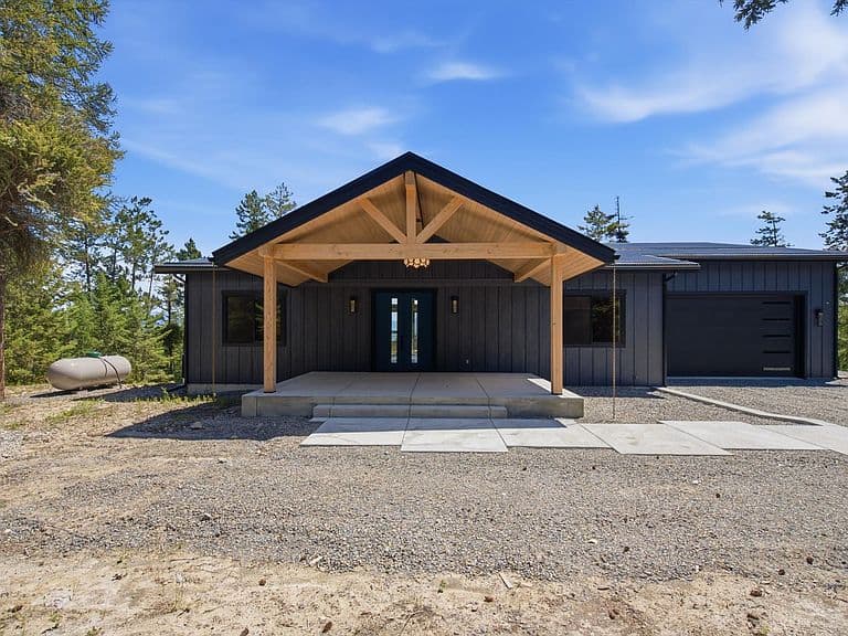 1004 Boon Rd photo 2