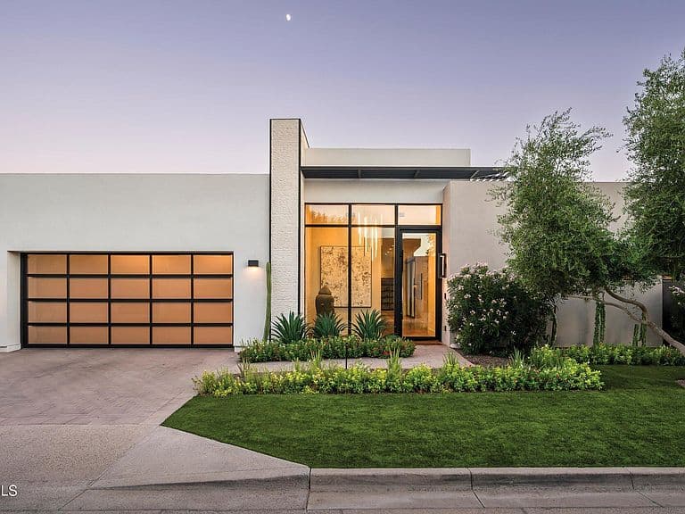 6893 E CACTUS WREN Road photo 1