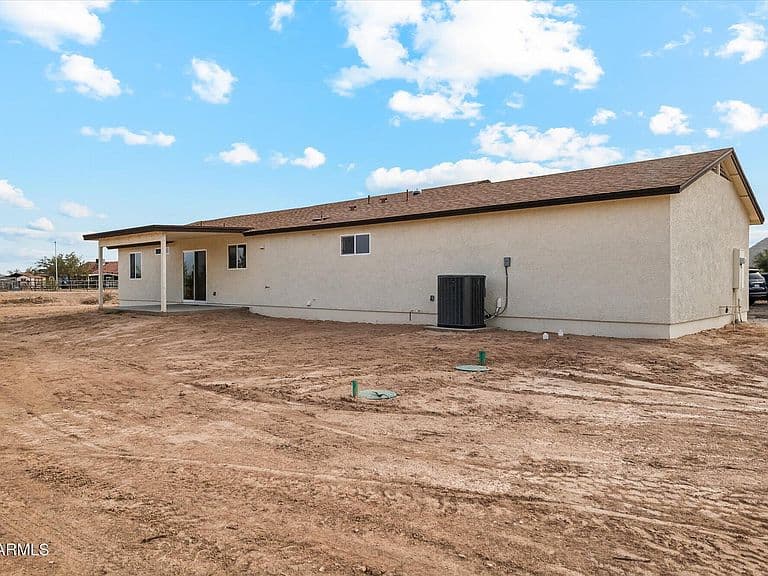 31751 W BUCHANAN Street photo 5