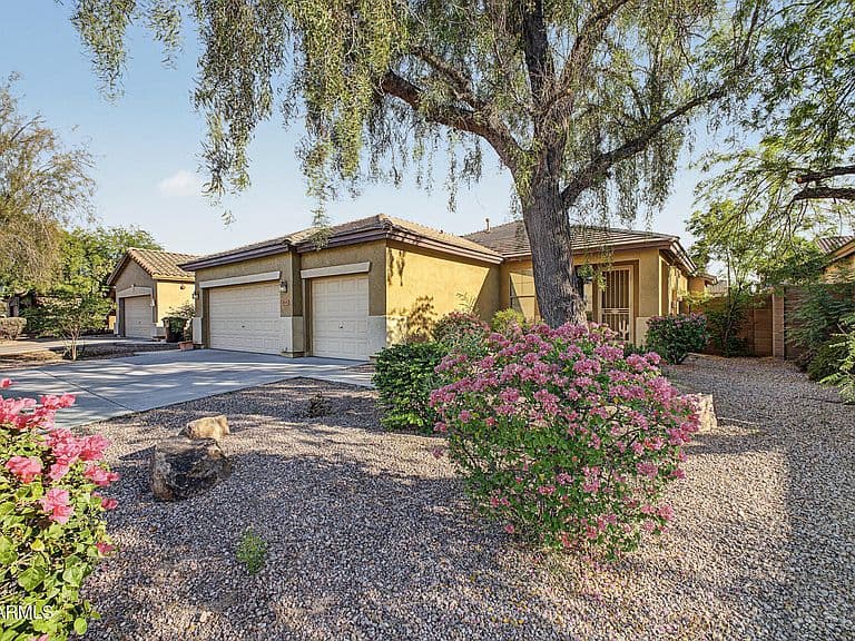 8567 W BROWN Street photo 3
