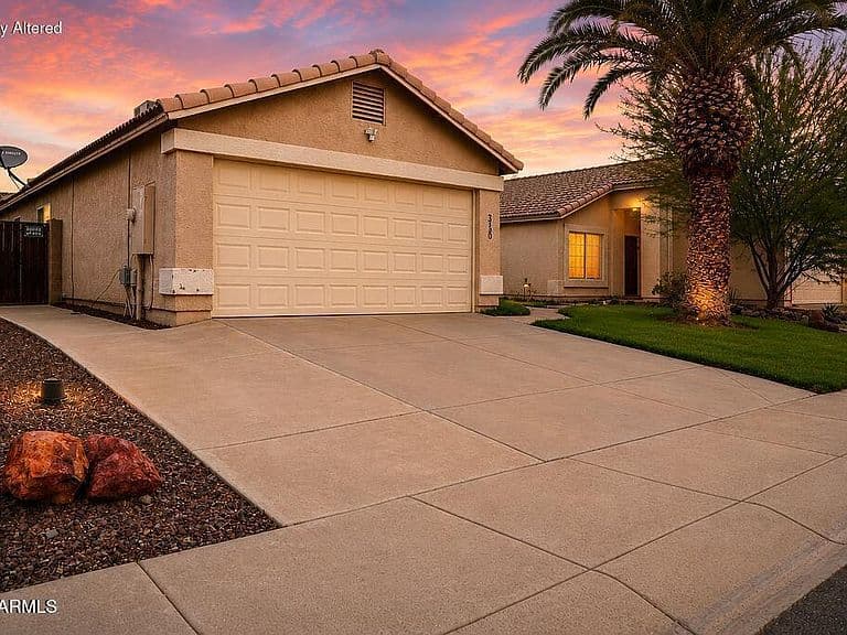 3530 W Sands Drive photo 2