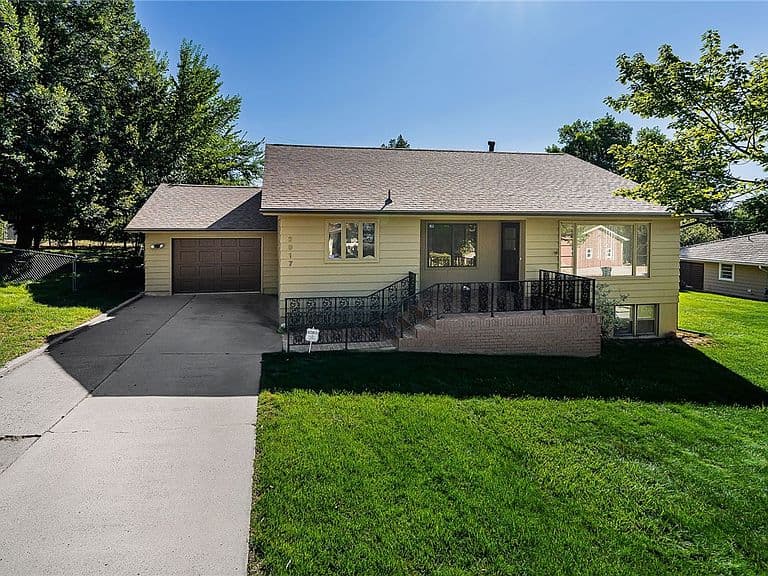 2917 Ronan Dr photo 1