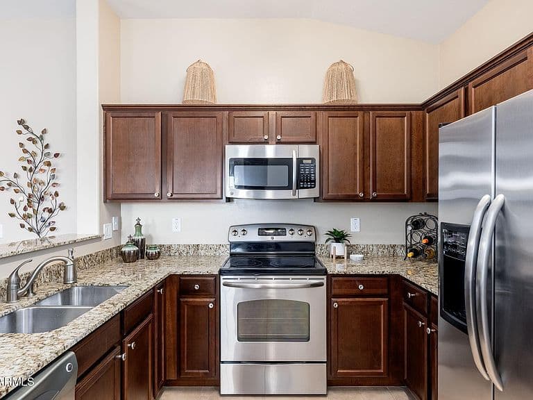 2725 E MINE CREEK Road #2192 photo 4