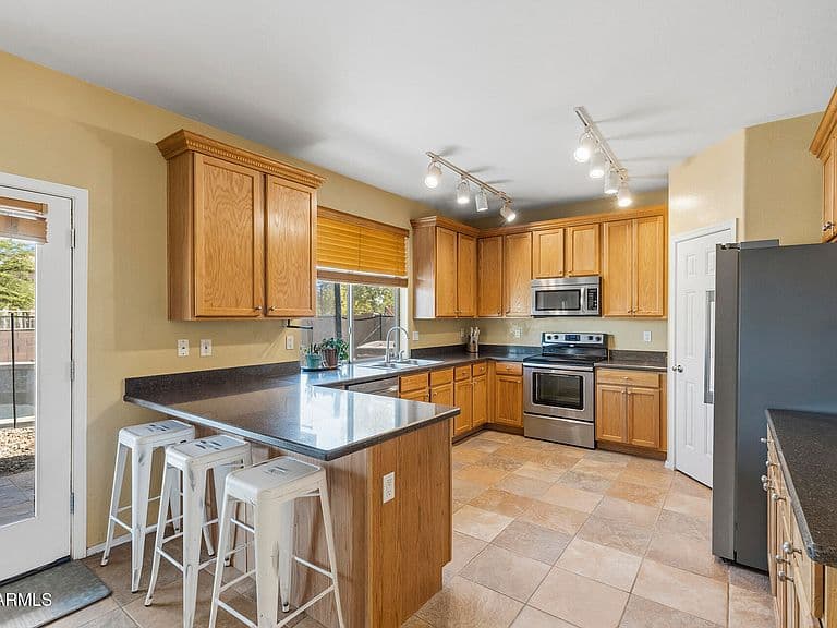 5416 W NOVAK Way photo 3