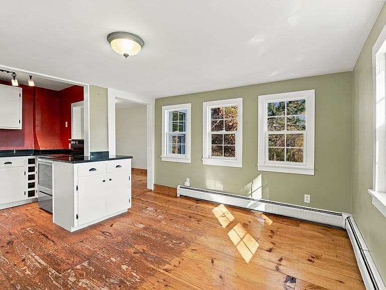 17 & 22 Chalk Pond Road photo 4