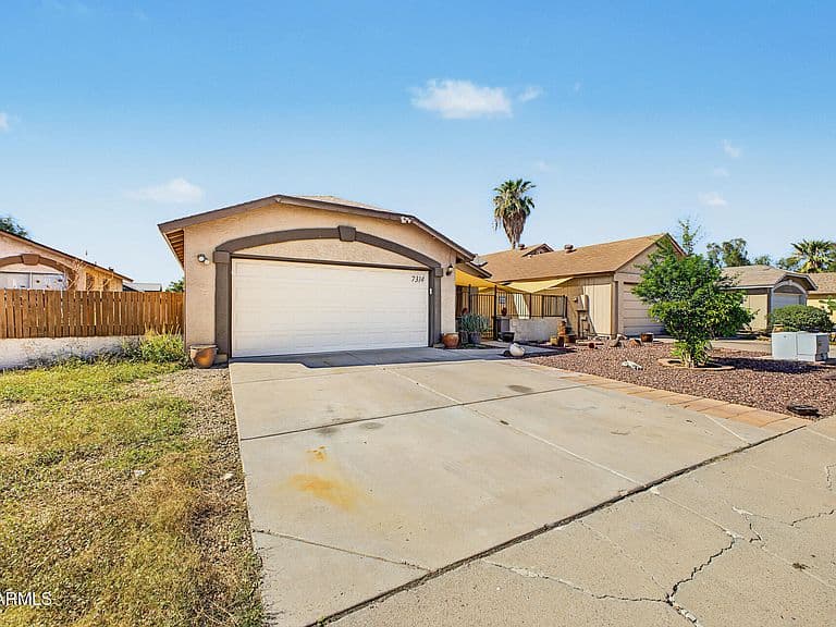 7314 N 69TH Avenue photo 5