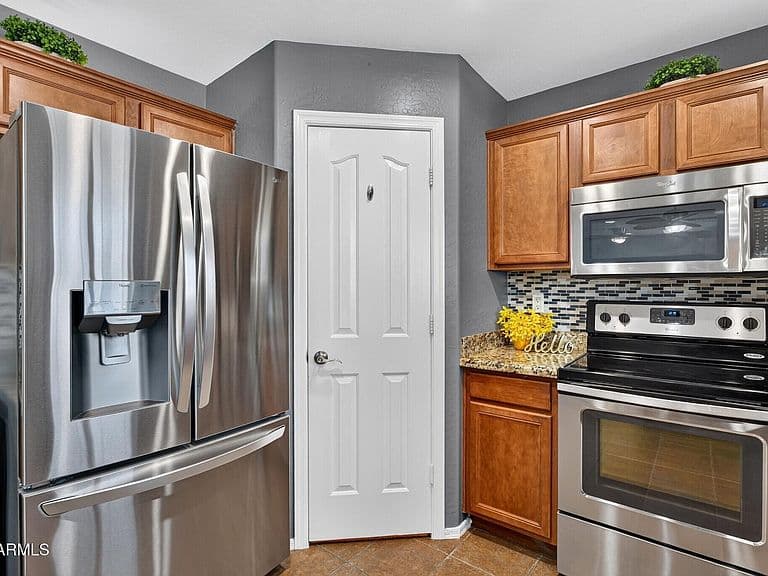 3612 E AUSTIN Lane photo 4