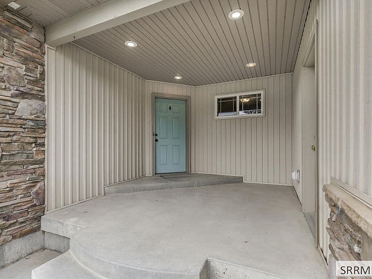 3570 Sycamore Cir photo 5