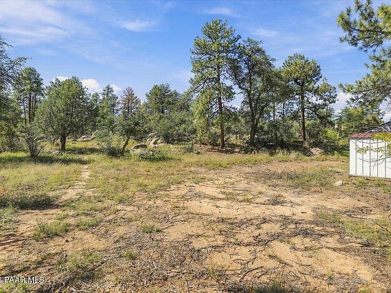 1544 W Thumb Butte Rd photo 4