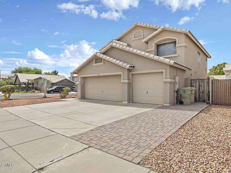 19510 N 55TH Drive photo 3