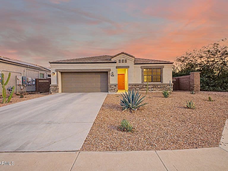 29573 W MITCHELL Avenue photo 2