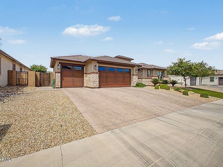 12542 W KRALL Court photo 5