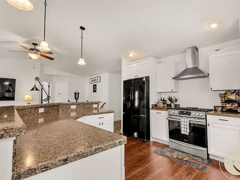 3024 Western Bluffs Blvd photo 4