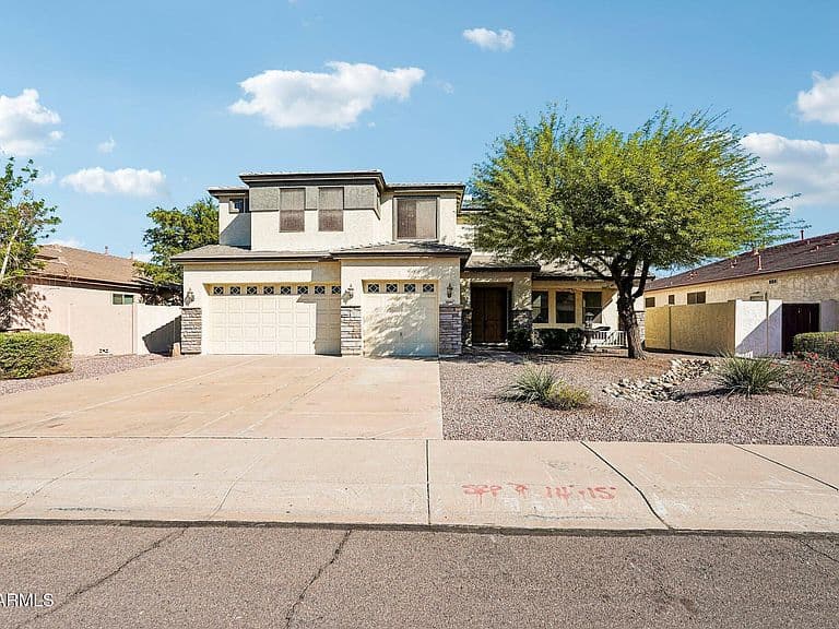 8248 W CHARTER OAK Road photo 2