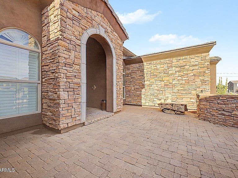 20548 E NAVAJO Drive photo 5