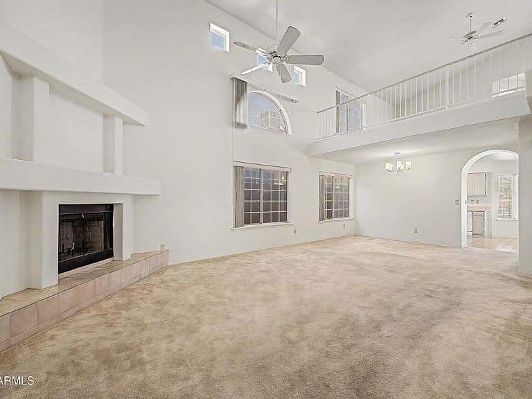 1620 E Villa Theresa Drive photo 5