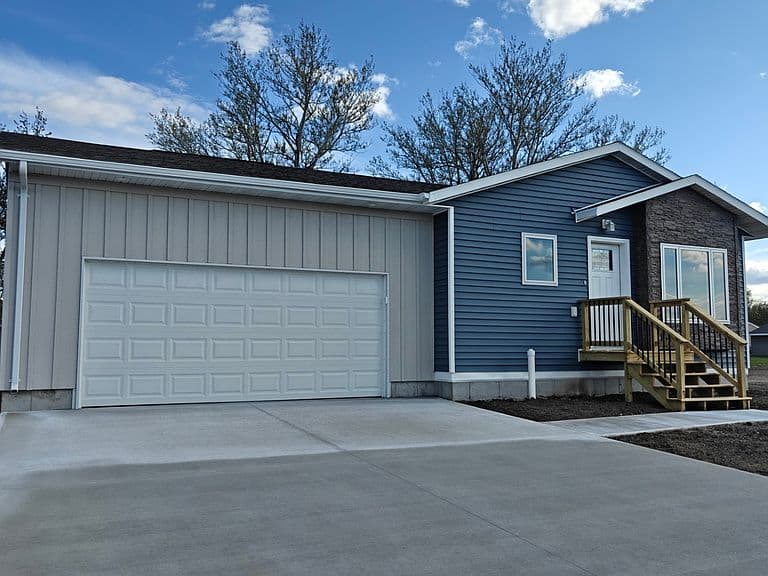 1525 Nagle Ln photo 1