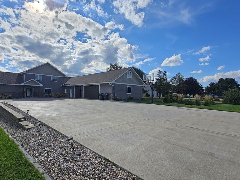 12761 Richmond Ln photo 2