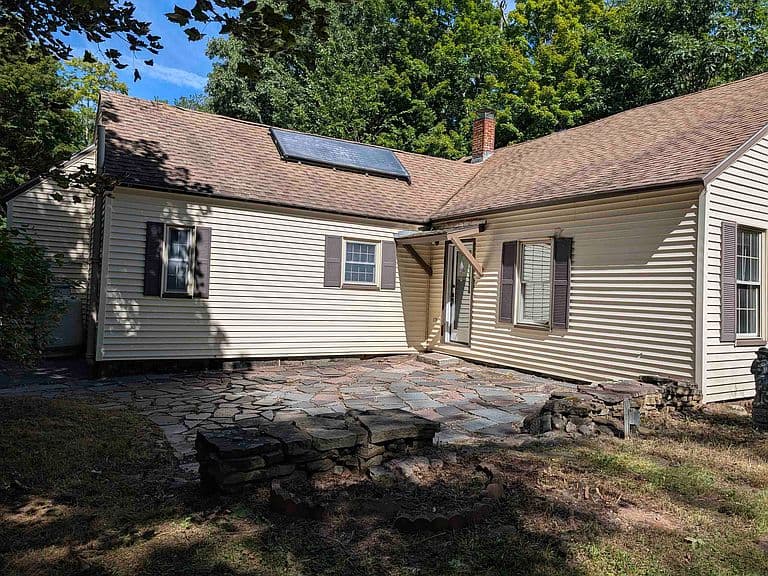 469 N State Street photo 4