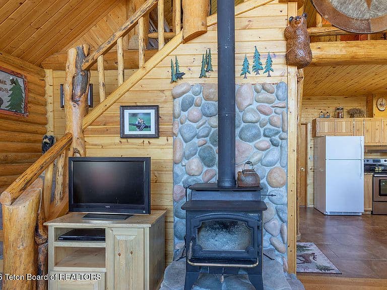 90 Elk Dr photo 5