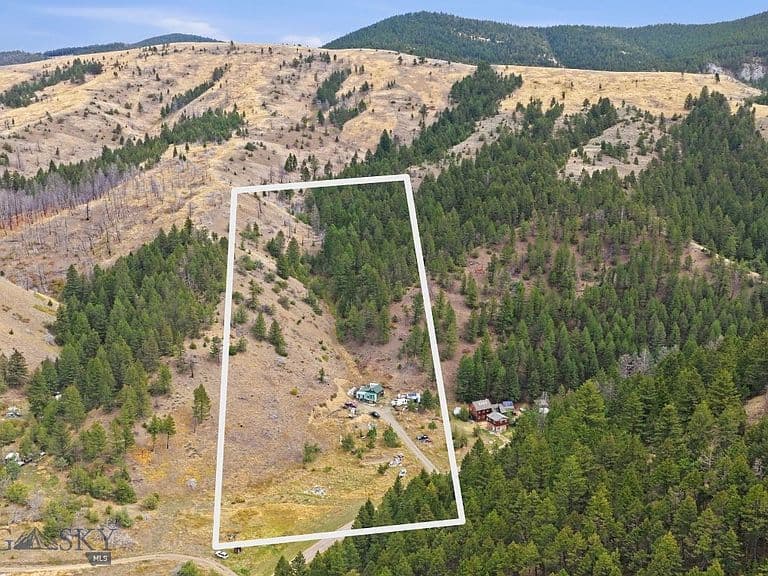 19267 Pole Gulch Rd photo 1