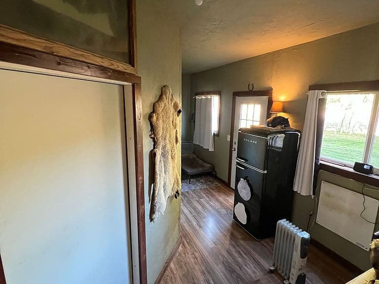 13861 Highway 57 photo 5