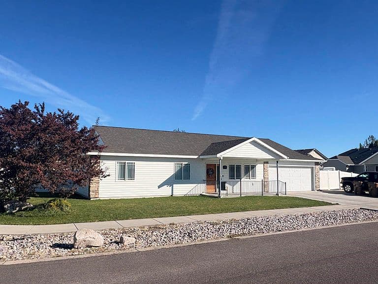 5260 Cole St photo 3