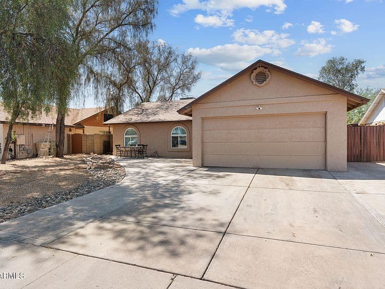 7021 W OCOTILLO Road photo 2