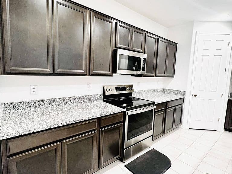 1724 E BRANDON Drive photo 3