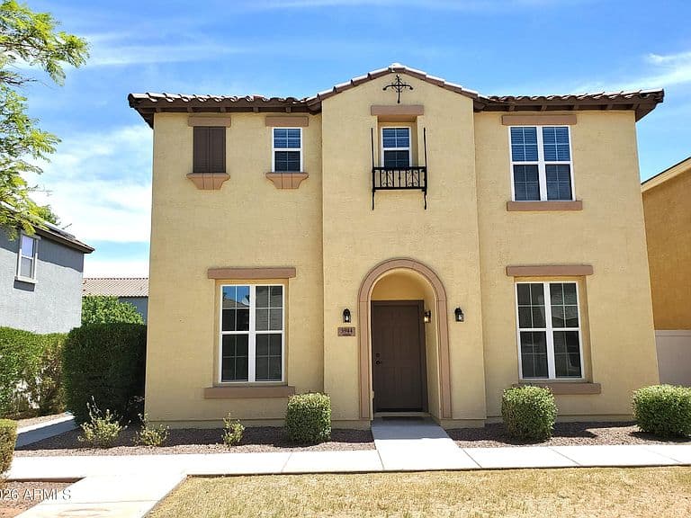 3944 E LESLIE Drive E photo 1