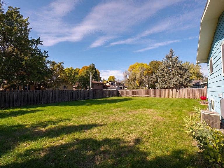 2844 Longfellow Rd N photo 5