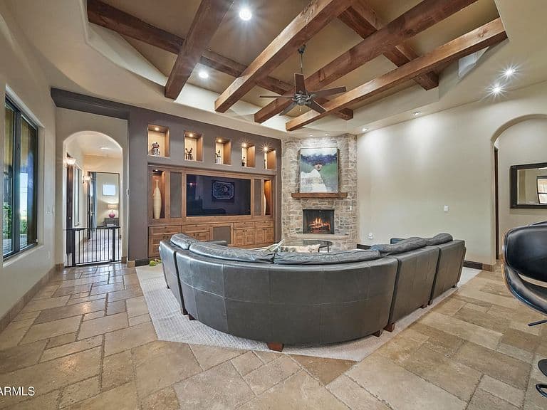 28421 N RIO MOUNTAIN Court photo 4