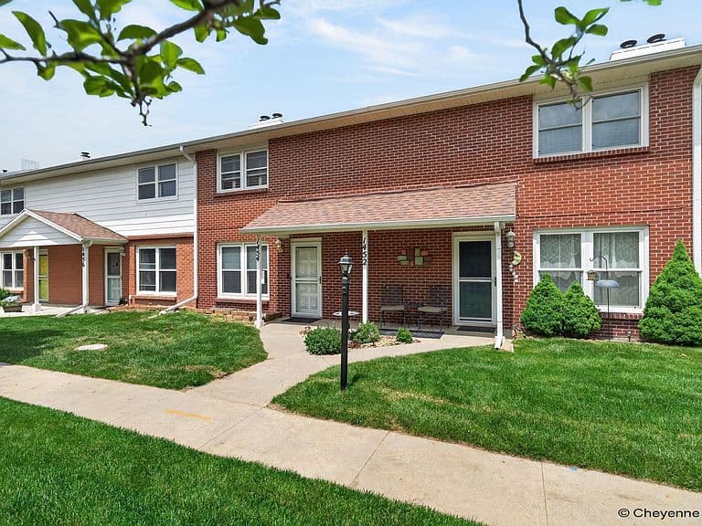1454 Trent Ct photo 1