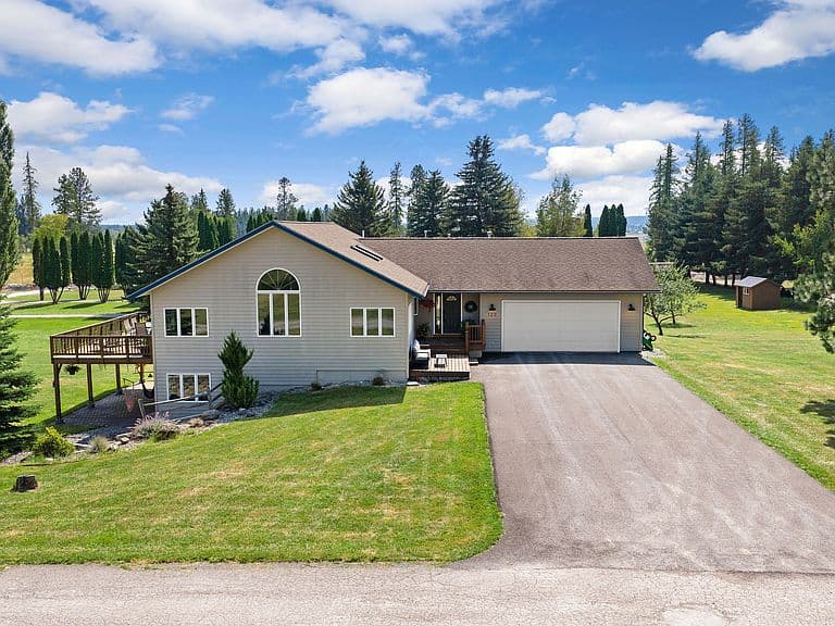 120 Hueth Ln photo 1