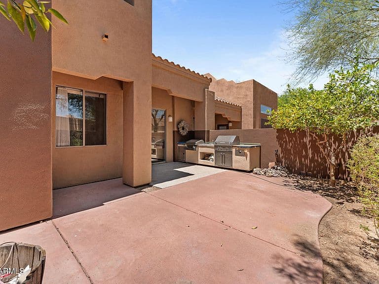47 NORTHRIDGE Circle photo 1