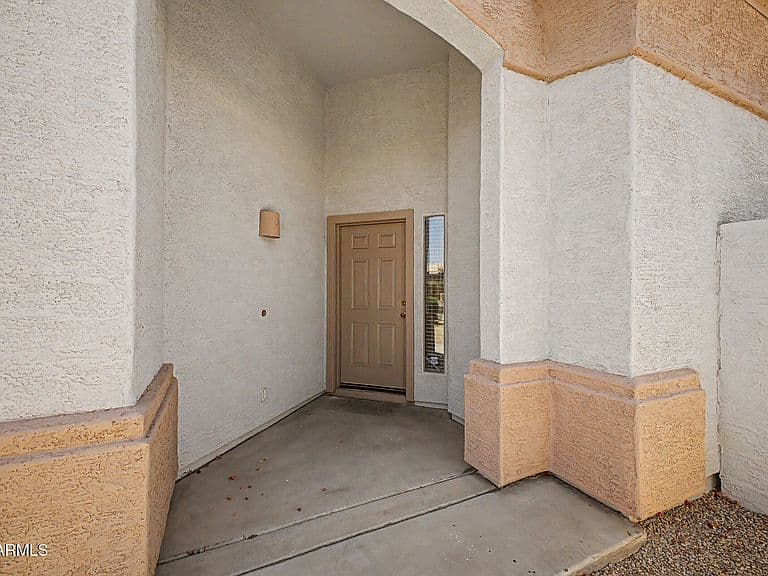 6368 W PONTIAC Drive photo 3