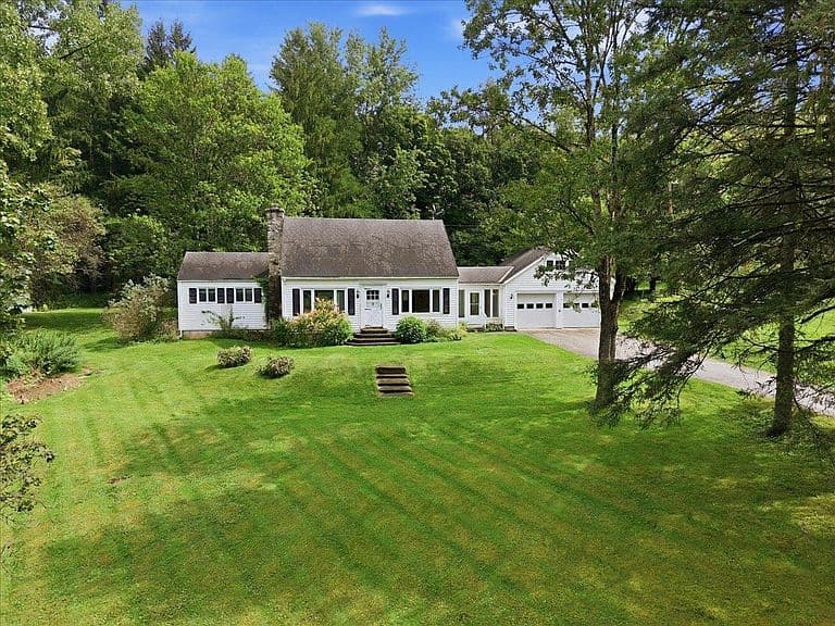57 Paran Road photo 1