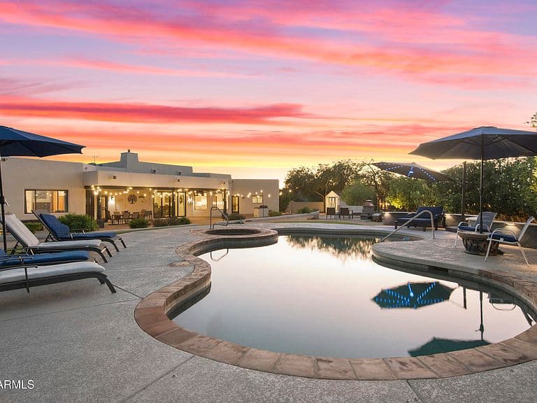 6024 E MONTERRA Way photo 1