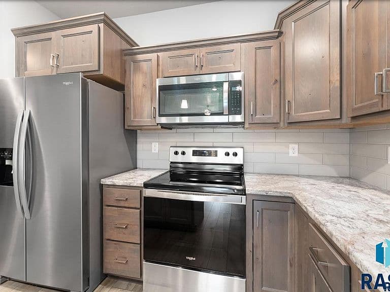 9229 W Laverne Wipf St photo 3