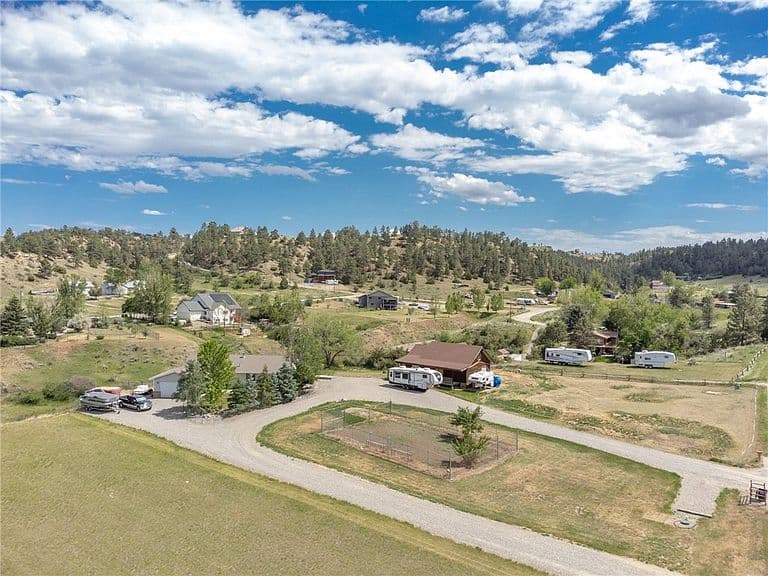 1301 Whispering Pines Dr photo 4