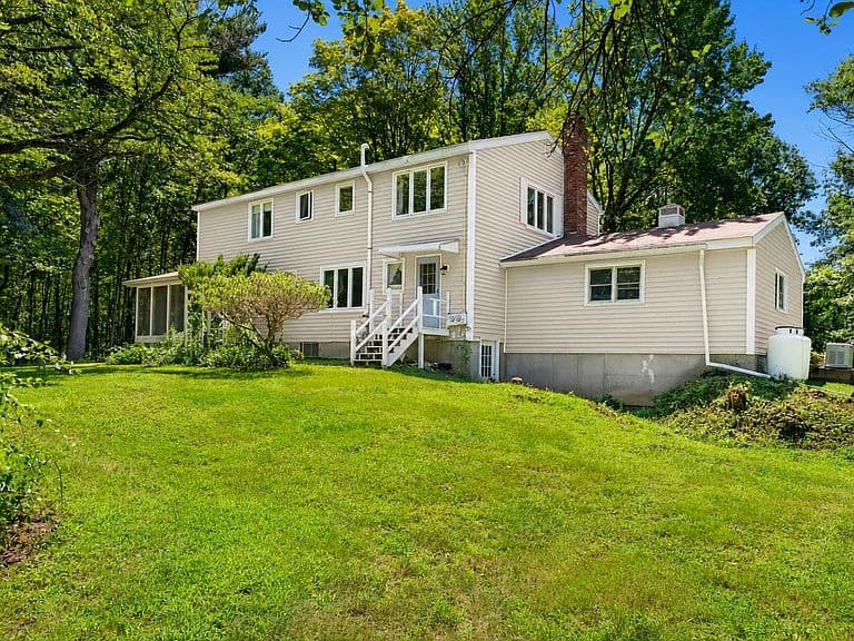 84 Stinson Road photo 4