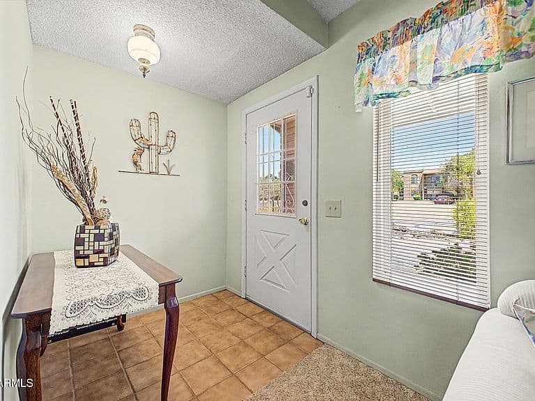 510 S 72ND Street photo 4